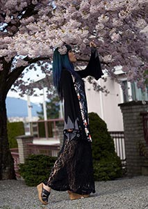 cherry-blossom-girl-hanami-sakura-fashion-kimono