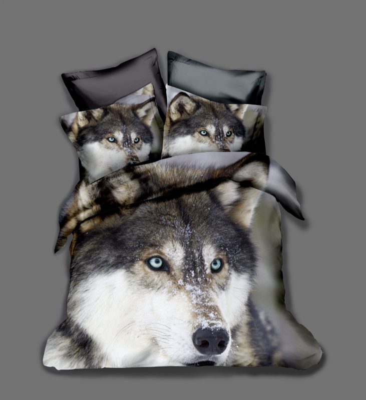 The Wolf Duvet Cover and Pillowcase Set Bedding Set